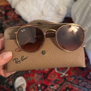 LIKE NEW Rayban sunglasses.